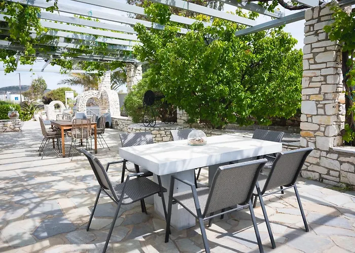 Navi B4 Brand New In Naousa Livadia (Paros)